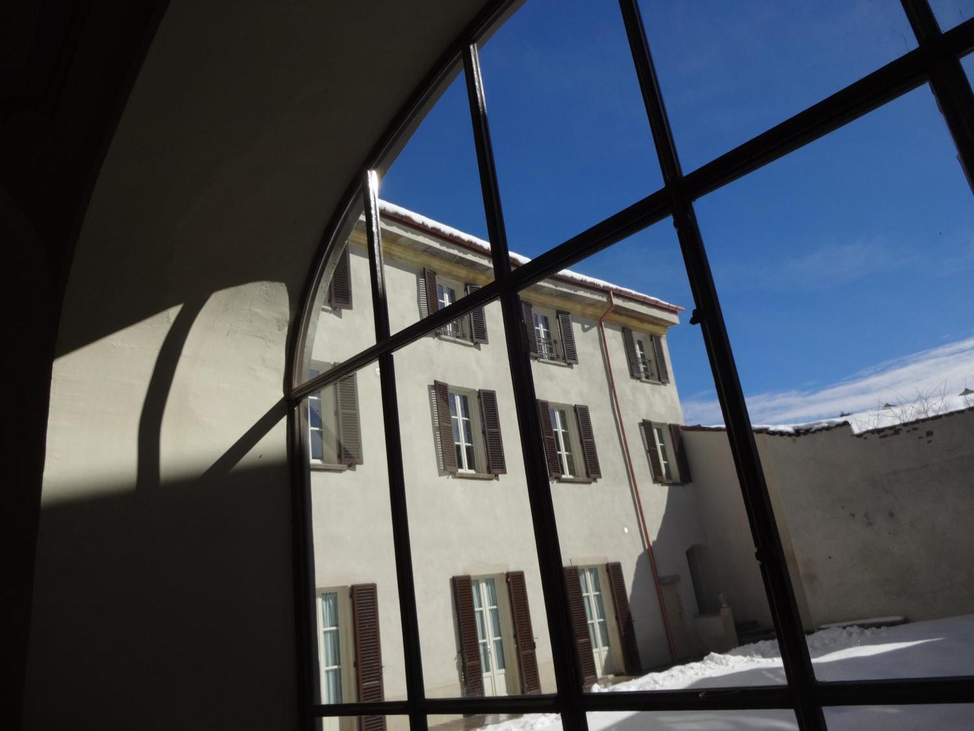 Palazzo Mia By Icasamia It Apartment Castello Cabiaglio Bilik gambar